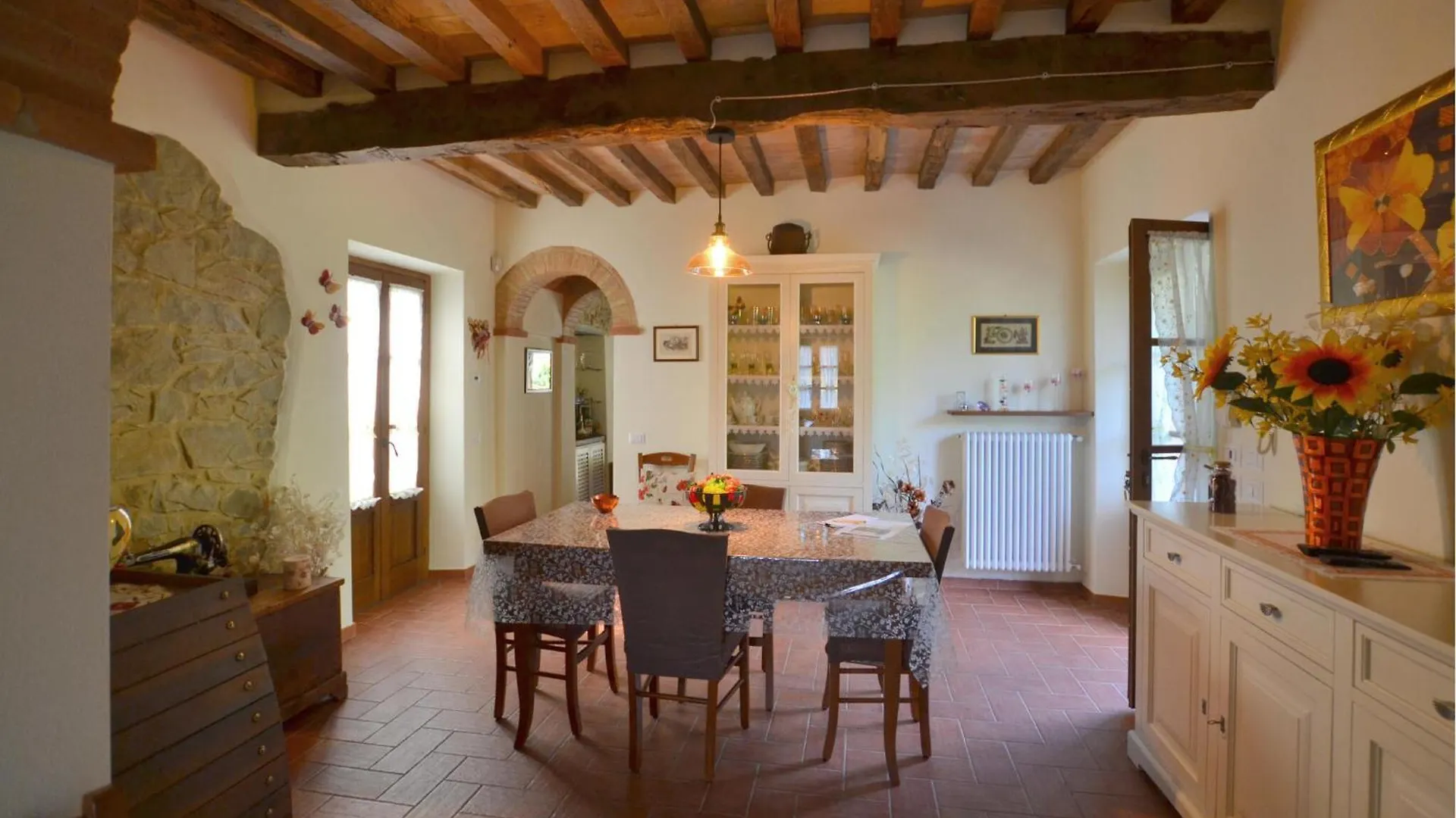 Holiday home Cozy Home In Monte San Savino With Wifi