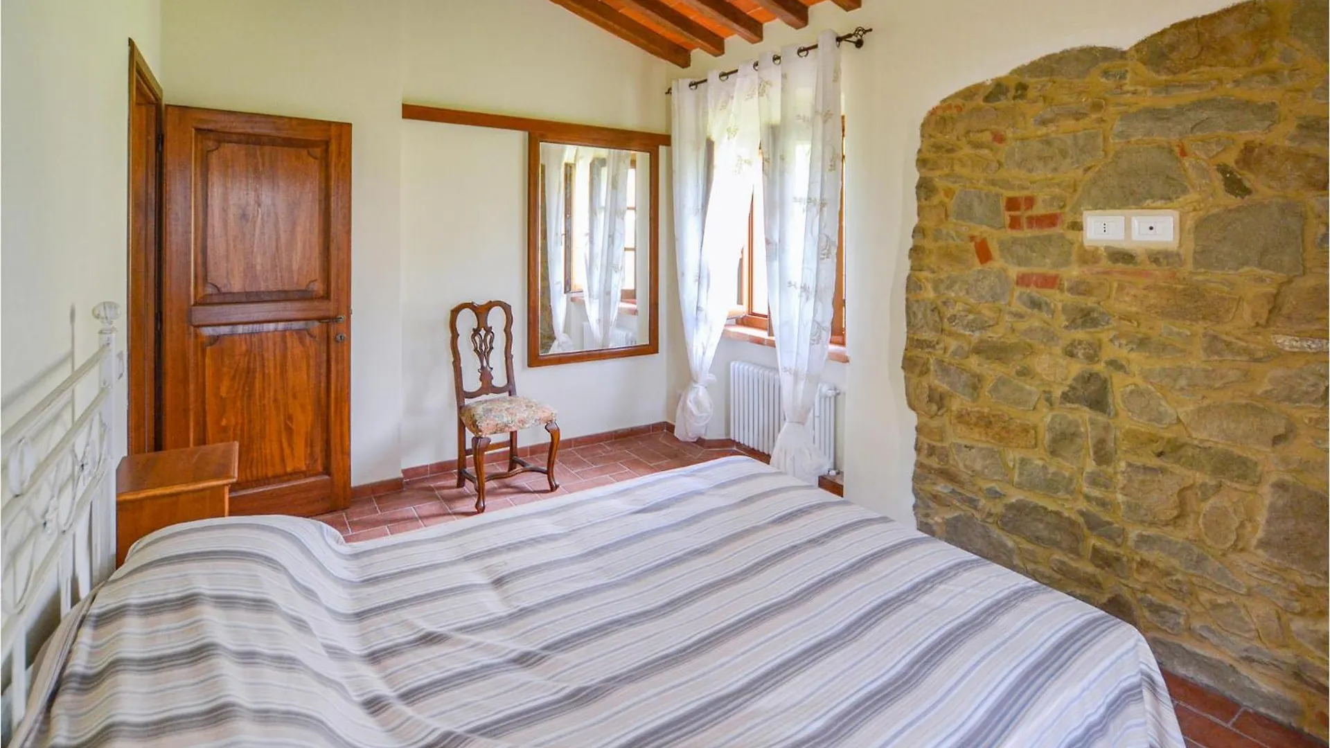 Cozy Home In Monte San Savino With Wifi Holiday home