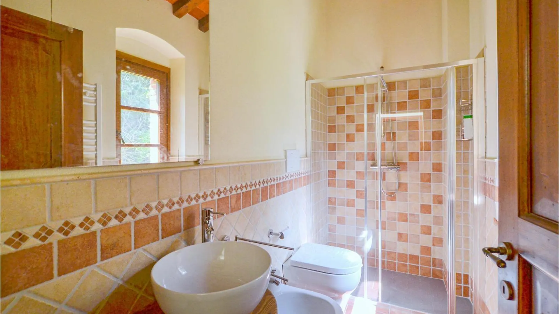 Cozy Home In Monte San Savino With Wifi Italy