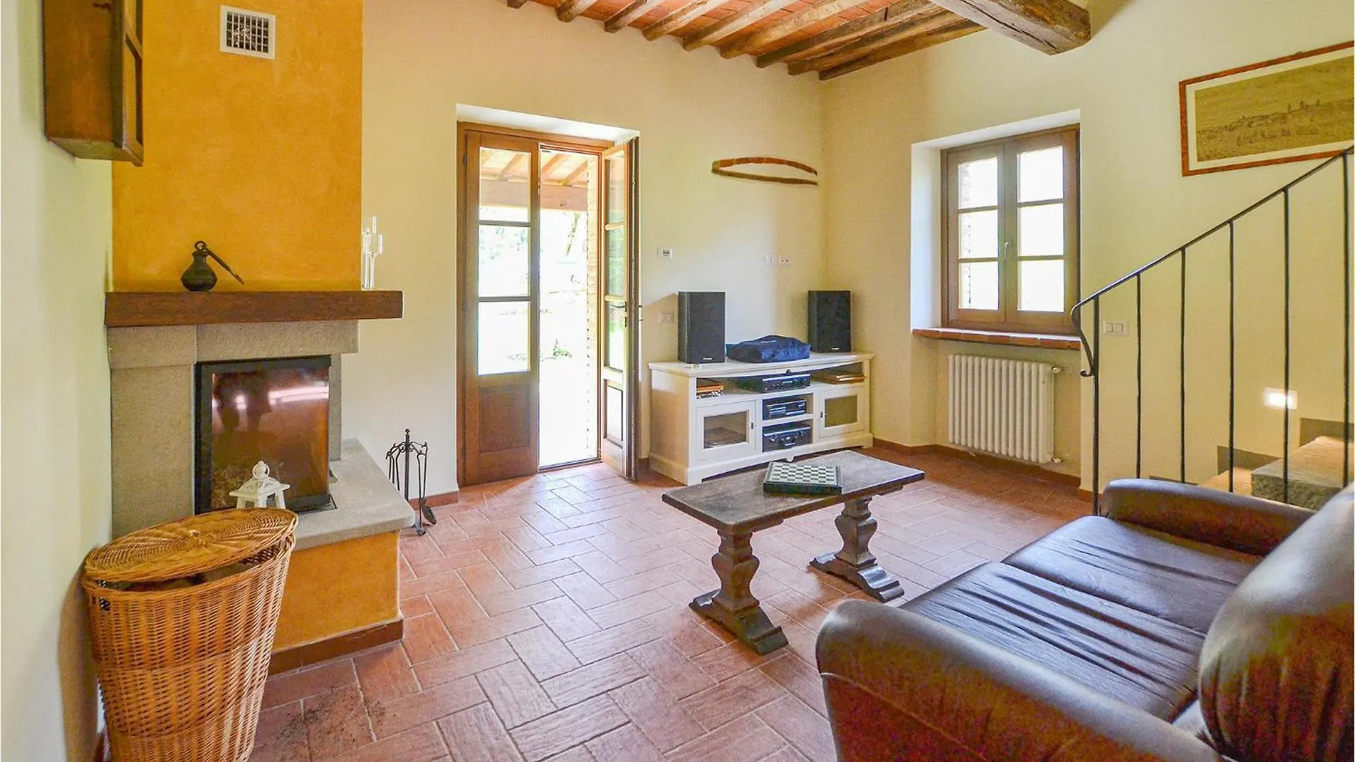 Cozy Home In Monte San Savino With Wifi Italy