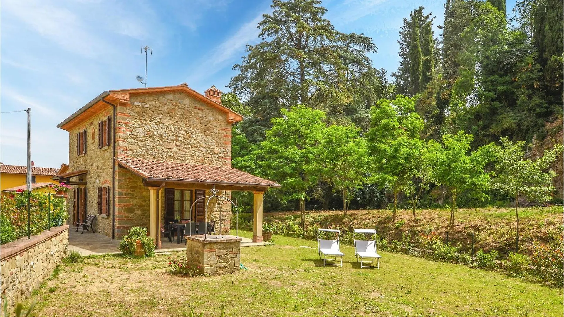 Cozy Home In Monte San Savino With Wifi